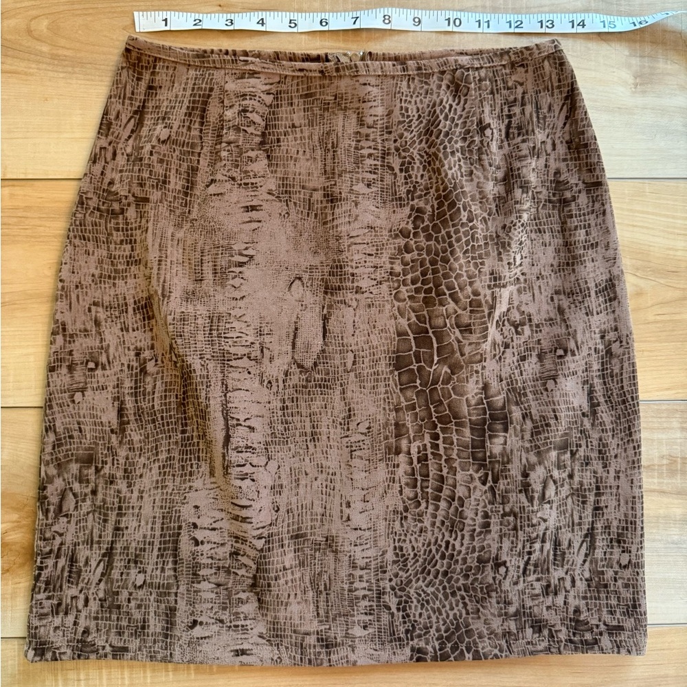 Chic Textured Brown Mini Skirt